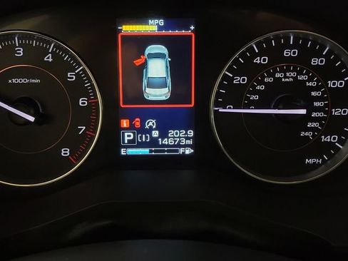 Used 2023 Subaru Crosstrek 2.5i Limited w/ Moonroof Package AWD/4WD image 2