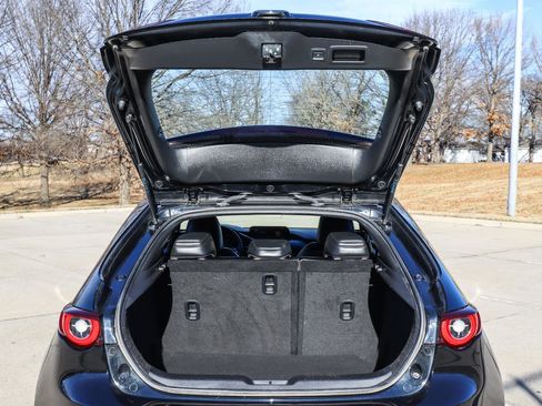 Used 2024 MAZDA MAZDA3 s image 21