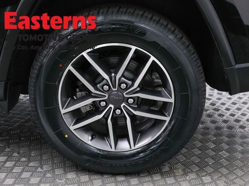 Used 2021 Jeep Grand Cherokee Limited w/ Premium Lighting Group image 35