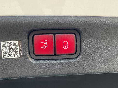 Certified 2024 Mercedes-Benz C 300 Sedan image 13