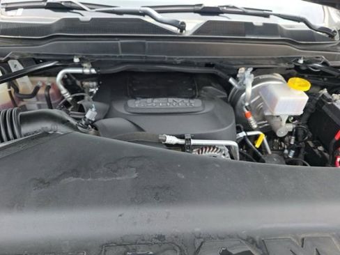 Used 2024 RAM 2500 Big Horn w/ Bed Utility Group AWD/4WD image 18