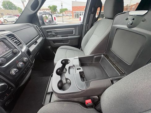 Used 2024 RAM 1500 Classic Warlock AWD/4WD image 14