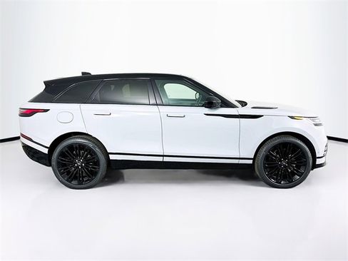 New 2026 Land Rover Range Rover Velar Dynamic SE image 4