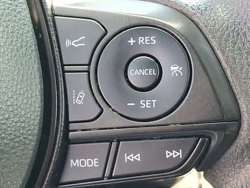 Certified 2022 Toyota RAV4 LE image 22