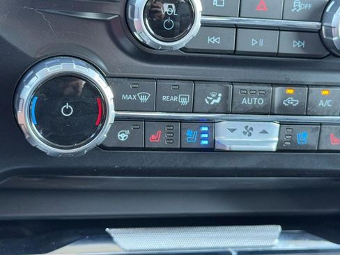 Used 2025 Ford F350 Lariat image 22