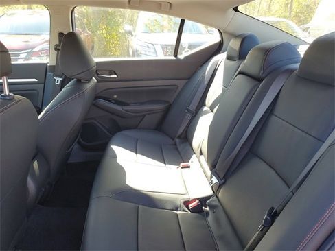 New 2025 Nissan Altima 2.5 SR w/ SR Premium Package image 22