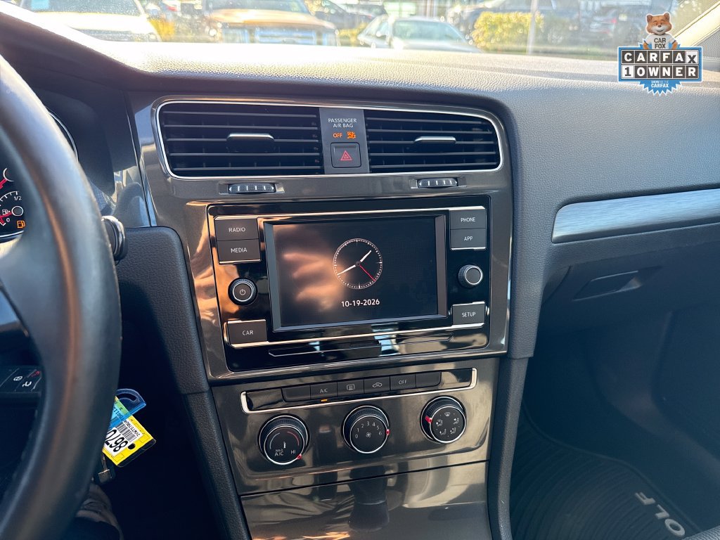 Used 2019 Volkswagen Golf S w/ Driver Assistance Package FWD image 20