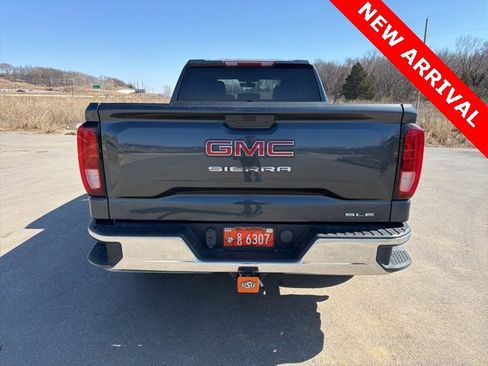 Used 2020 GMC Sierra 1500 SLE w/ SLE Value Package image 4
