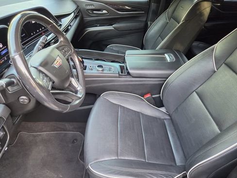 Used 2023 Cadillac Escalade Sport AWD/4WD image 11