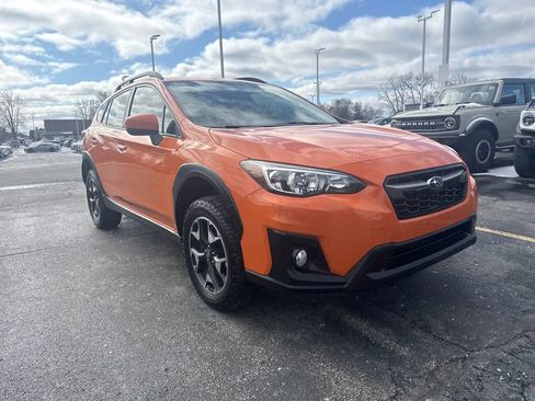 Used 2019 Subaru Crosstrek 2.0i Premium image 4