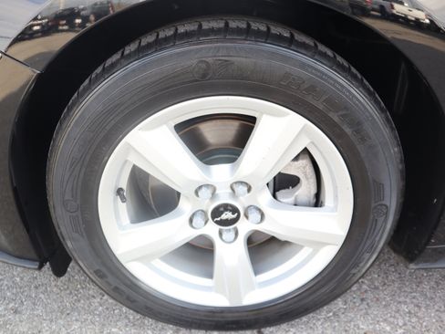 Used 2019 Ford Mustang Coupe image 10