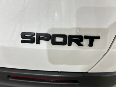 Used 2024 Honda HR-V Sport image 6