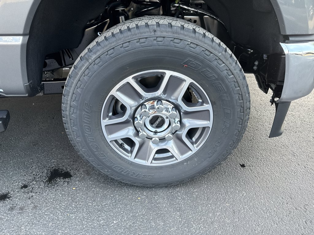New 2026 Ford F350 Lariat AWD/4WD image 11