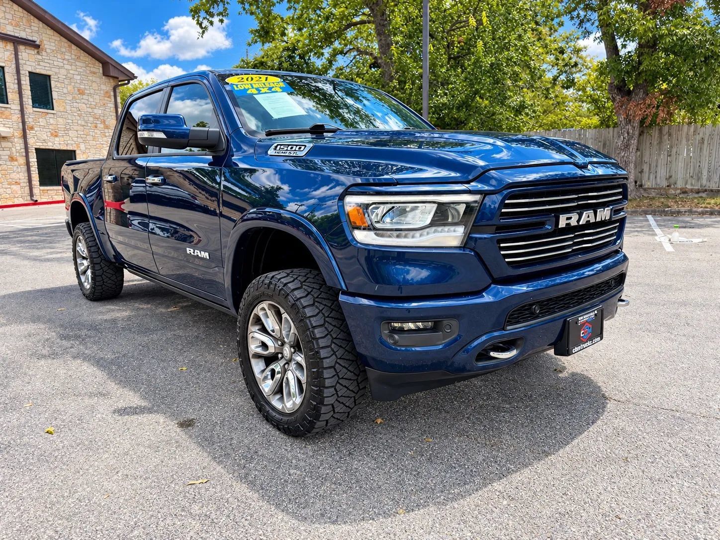 Used 2021 RAM 1500 Laramie w/ Laramie Southwest Edition AWD/4WD image 5