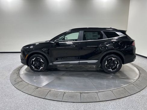 New 2026 Kia Sportage EX image 8