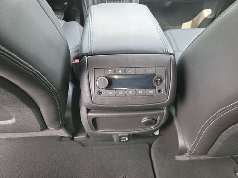 Used 2017 Buick Enclave Leather w/ Enclave Tuscan Edition FWD image 28