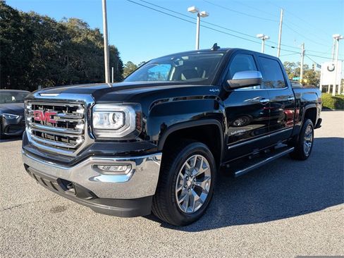 Used 2018 GMC Sierra 1500 SLT w/ SLT Premium Package image 9