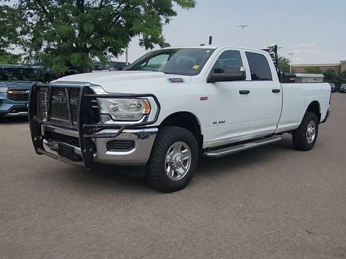 Used 2021 RAM 2500 Tradesman w/ Chrome Appearance Group AWD/4WD image 2