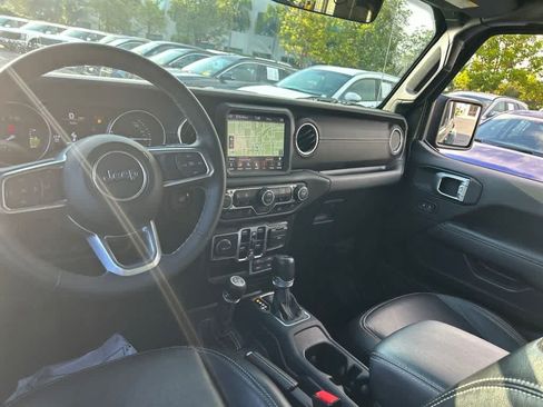 Used 2023 Jeep Wrangler Unlimited Sahara w/ Cold Weather Group AWD/4WD image 6