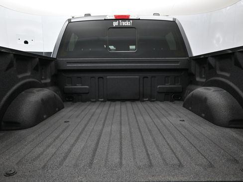 Used 2024 Ford F150 XLT w/ Equipment Group 302A MID image 6