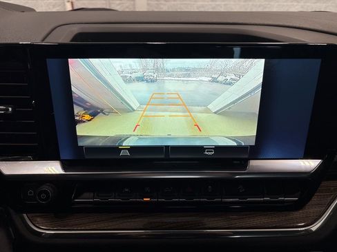 Used 2023 Chevrolet Silverado 1500 RST image 35