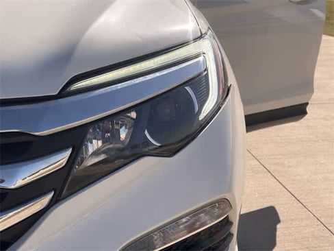 Certified 2017 Honda Pilot EX image 24