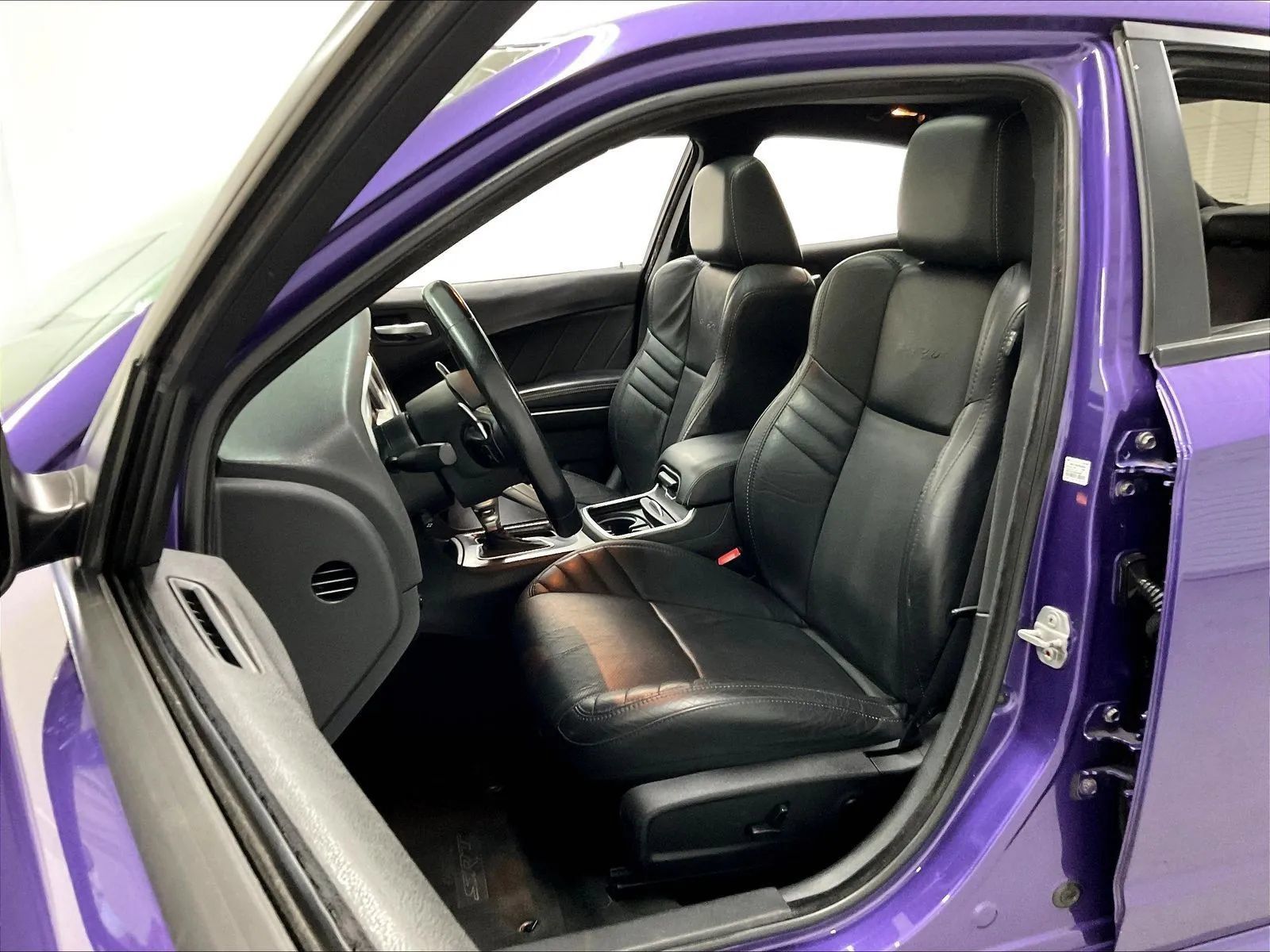 Used 2016 Dodge Charger SRT RWD image 13
