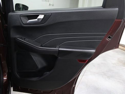 Used 2021 Ford Escape SEL image 31