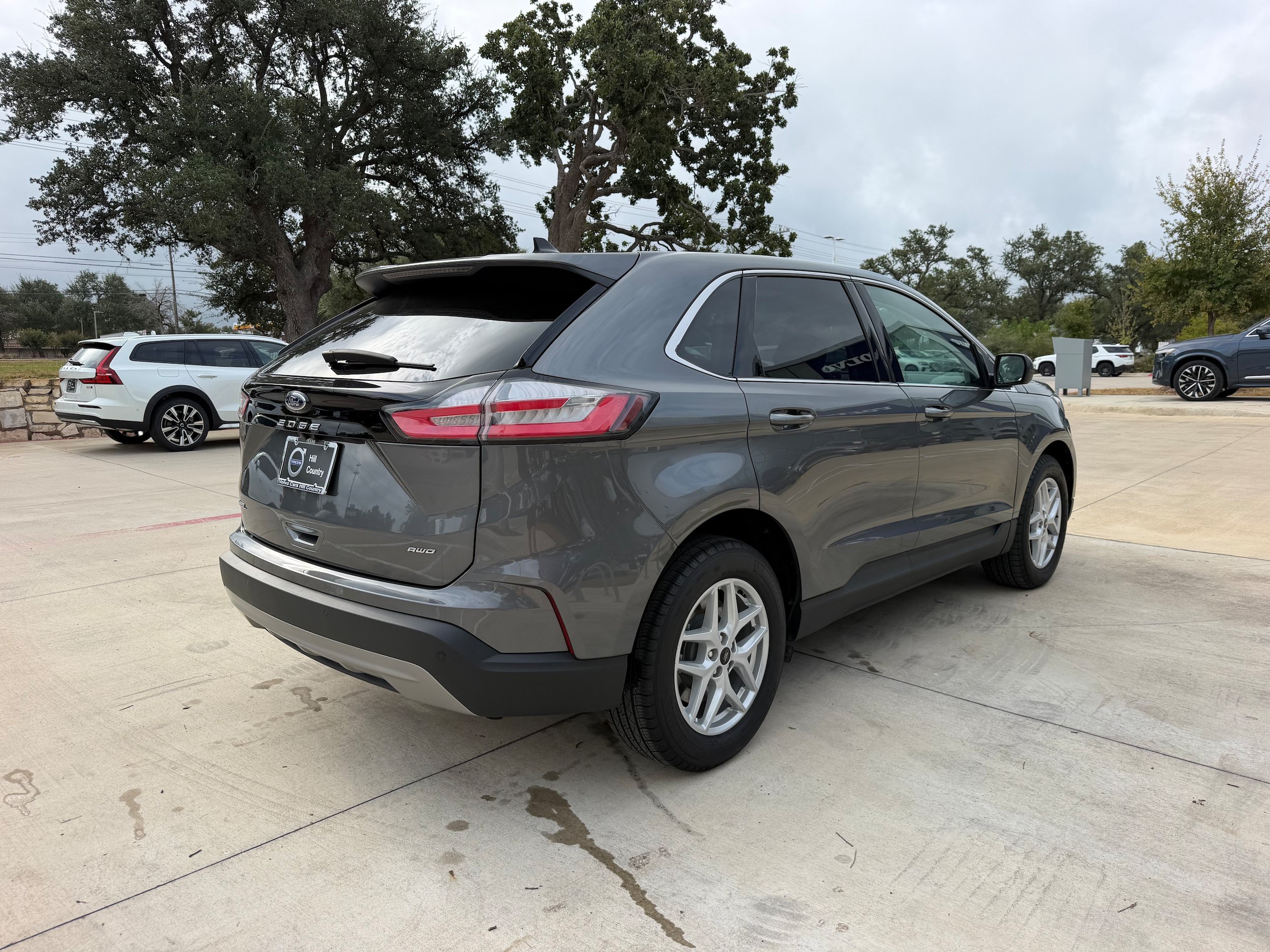 Used 2024 Ford Edge SEL w/ Convenience Package AWD/4WD image 6