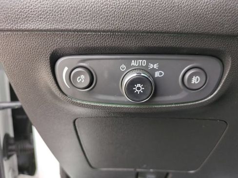 Used 2023 Buick Encore GX Select w/ Safety Package II AWD/4WD image 25