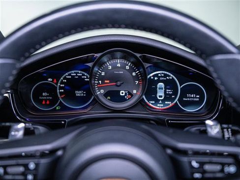 Used 2022 Porsche Panamera 4 Executive image 20