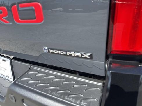 Used 2025 Toyota Tacoma TRD Pro AWD/4WD image 4