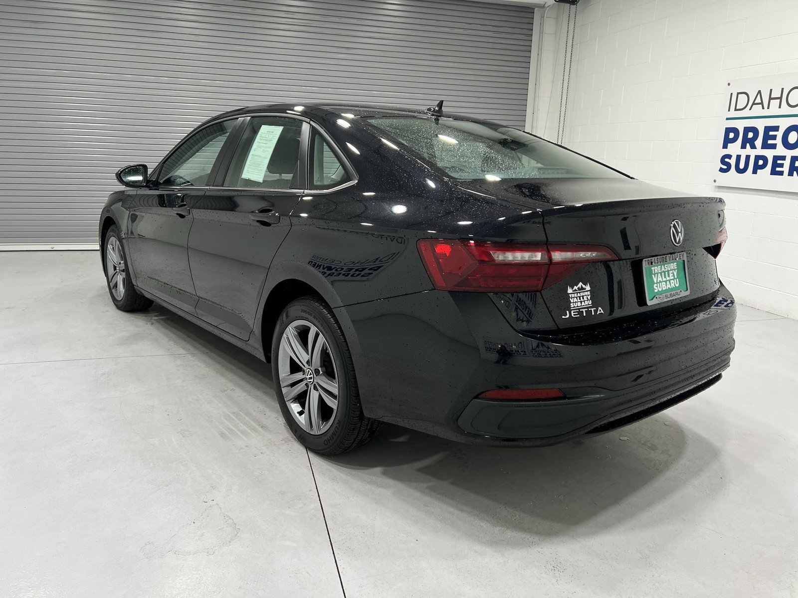 Used 2024 Volkswagen Jetta SE FWD image 6