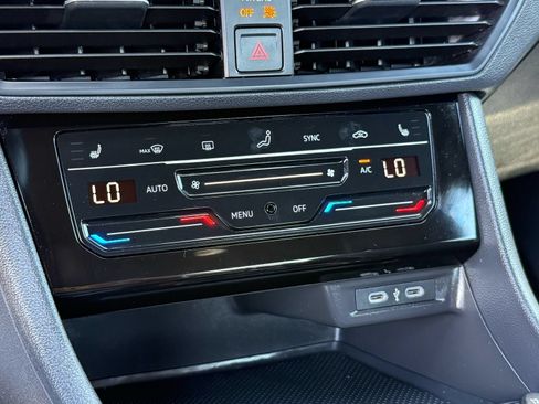 Used 2025 Volkswagen Jetta Sport FWD image 23
