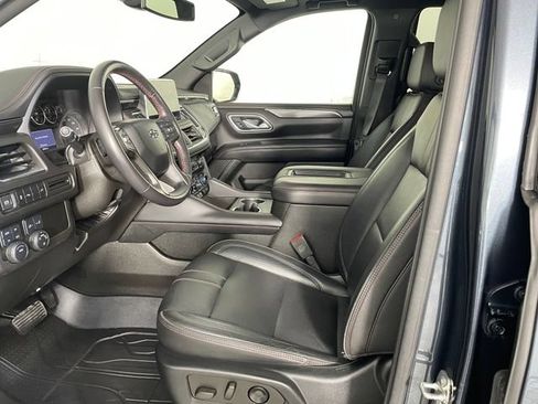 Used 2021 Chevrolet Tahoe RST w/ Rear Media and Nav Package AWD/4WD image 2