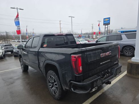 Used 2022 GMC Sierra 1500 AT4 w/ AT4 Preferred Package image 12