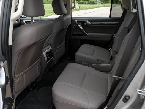 Used 2022 Lexus GX 460 Premium AWD/4WD image 37