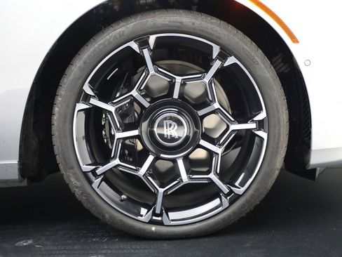 Certified 2025 Rolls-Royce Ghost Black Badge image 15