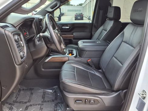 Used 2021 Chevrolet Silverado 2500 High Country AWD/4WD image 21