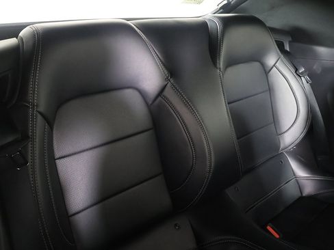 Used 2025 Ford Mustang Premium image 34