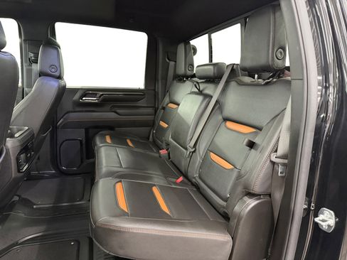 Used 2025 GMC Sierra 2500 AT4 w/ AT4 Premium Plus Package AWD/4WD image 10