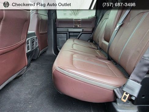 Used 2015 Ford F150 Platinum w/ Equipment Group 701A Luxury image 22