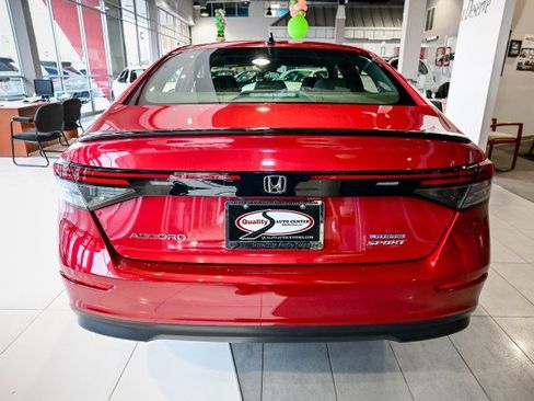 Used 2023 Honda Accord Sport image 6