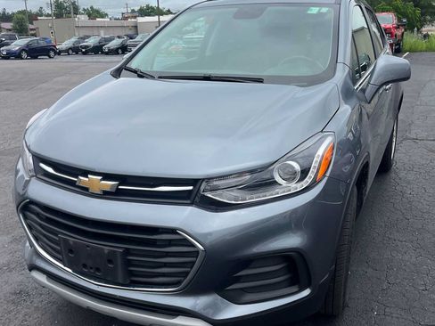 Used 2019 Chevrolet Trax LT w/ LT Convenience Package AWD/4WD image 1