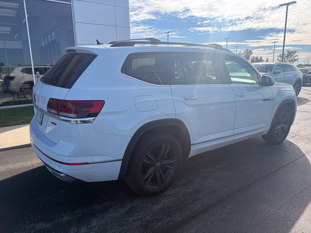 Used 2021 Volkswagen Atlas SE w/ Panoramic Sunroof Package AWD/4WD image 4