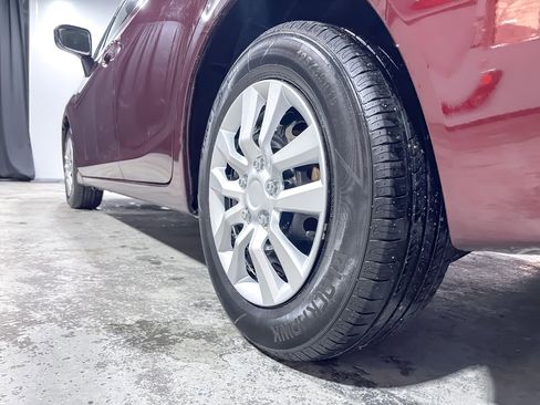 Used 2014 Honda Civic LX image 10