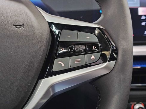 New 2025 BMW i4 xDrive40i image 12