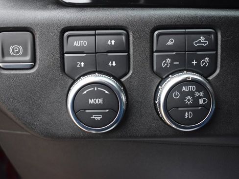 Used 2023 GMC Sierra 1500 SLT image 30