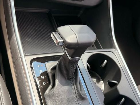 New 2026 Kia Carnival SX FWD image 22