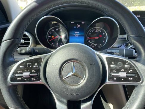 Used 2019 Mercedes-Benz C 300 4MATIC Sedan image 18